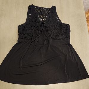 💙BCBGeneration Elegant Black Crochet Lace Knitted Tank Top